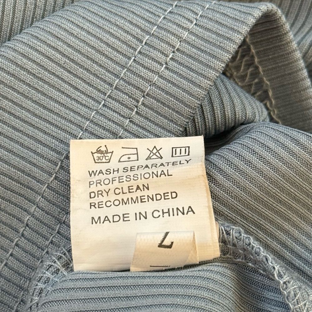 One-Shoulder Blue Ribbed Top - Picture 5 of 5